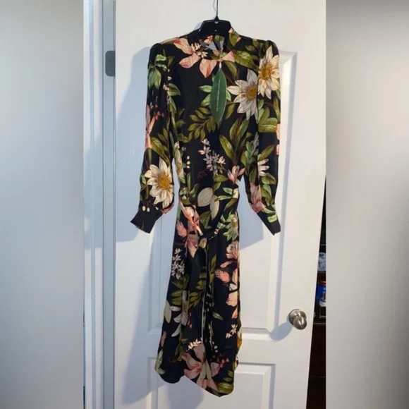 Farm Rio Black Surreal Flowers High Neck Midi Dress sz XXS NWT $260 - Picture 8 of 11